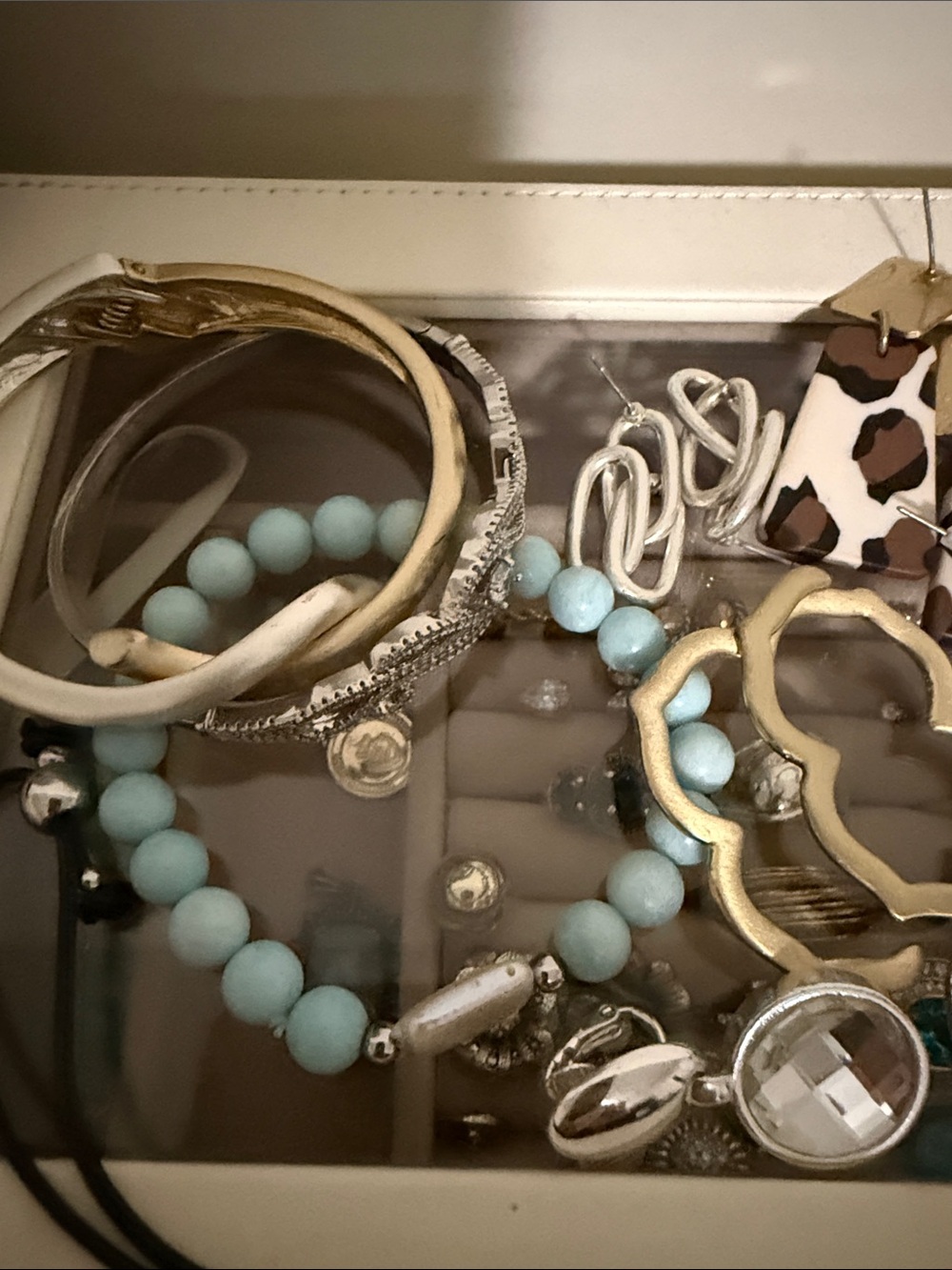 Mixed Women's Jewelry Set in Light Blue, Gold & Silver - Picture 2 of 3